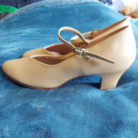 Beige Character Shoes - Picture 2 of 5